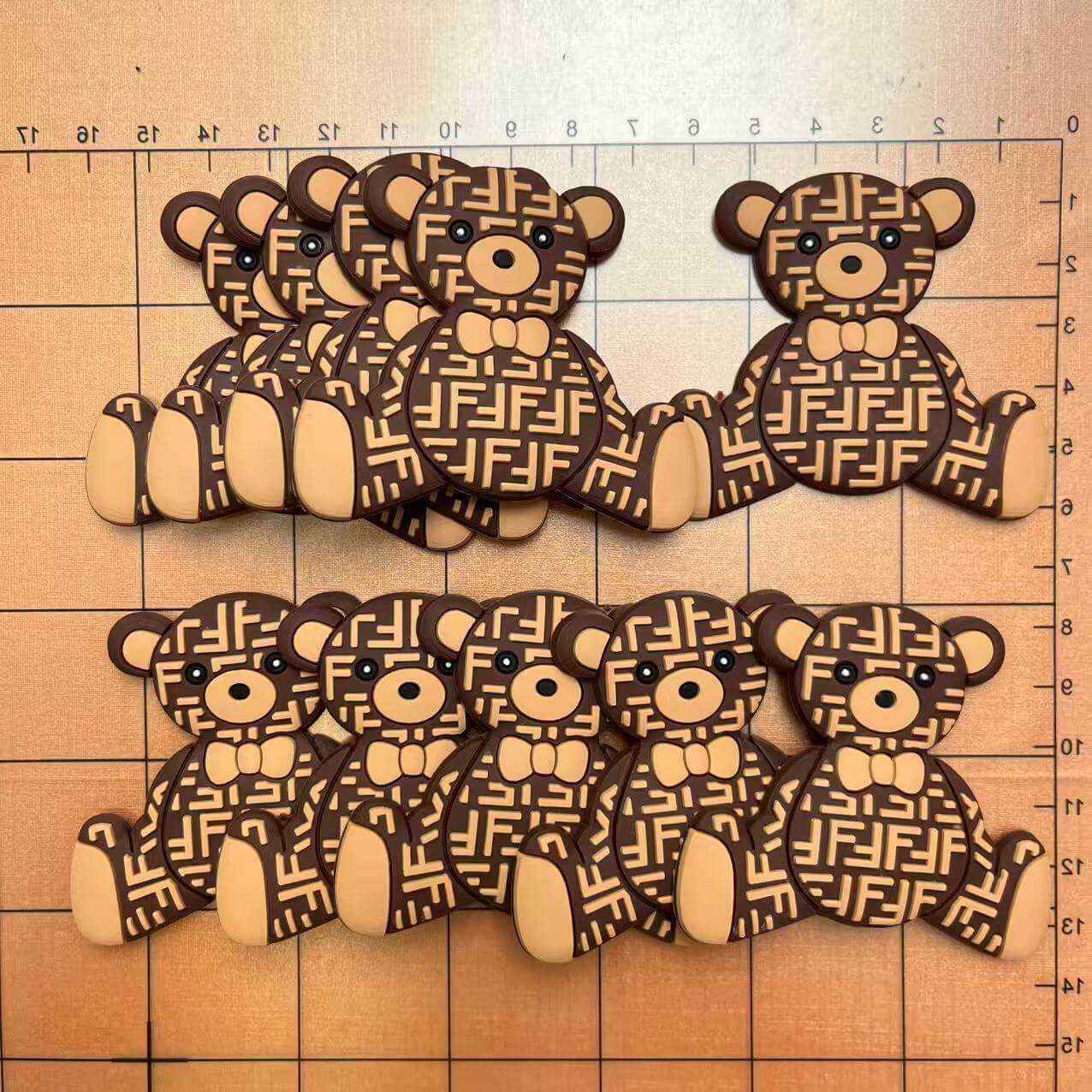 Glue-on Patches- silicone fen bear*10 pcs