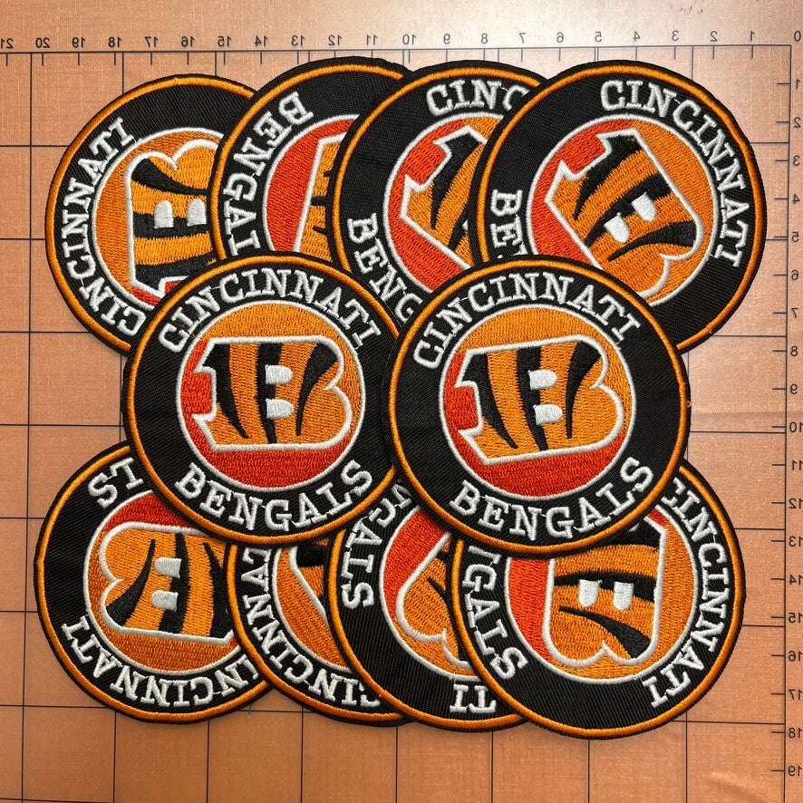 Iron-on patches- football team badges bundle*33 pcs/10 pcs of each