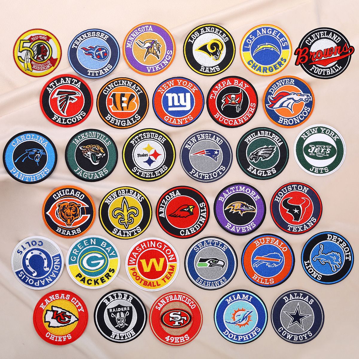 Iron-on patches- football team badges bundle*33 pcs/10 pcs of each