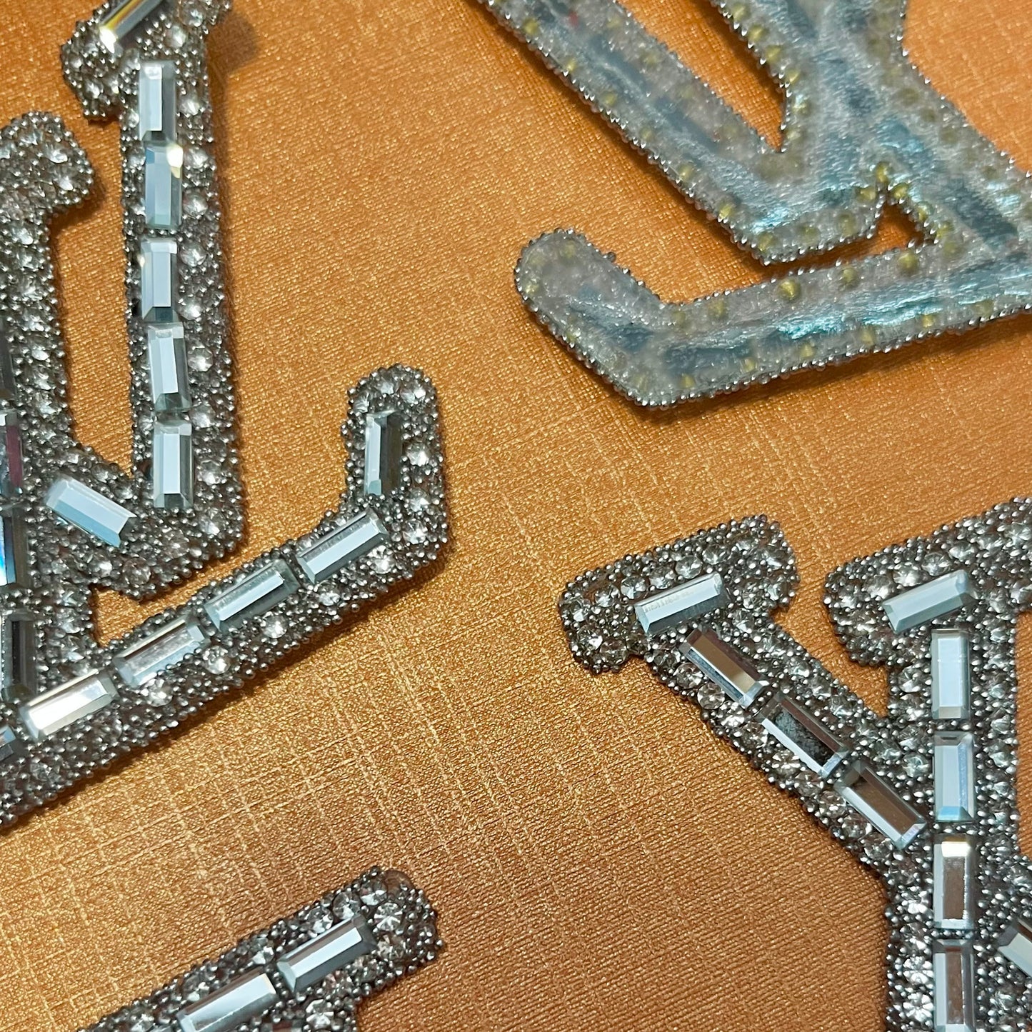 Iron-on Bling Patches-silver lulu*10 pcs