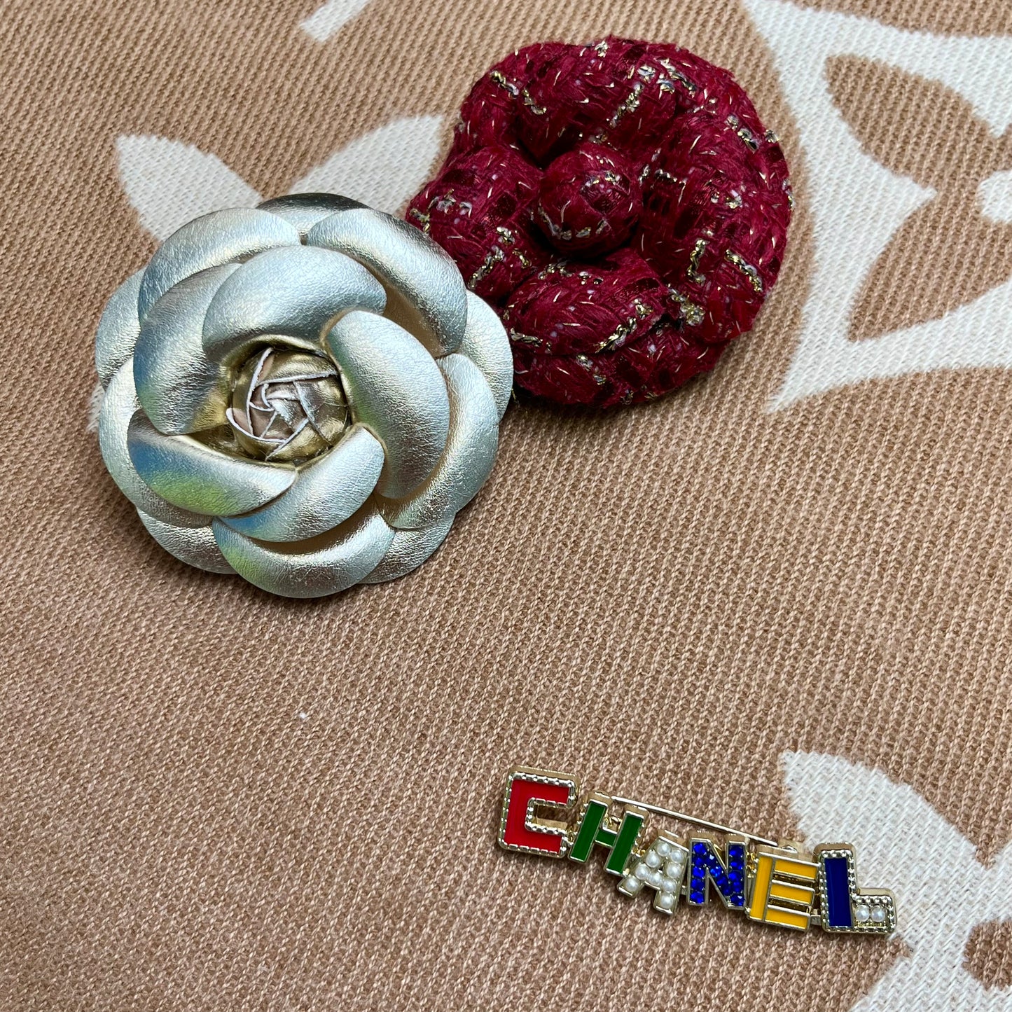 CC Brooches Combo- red