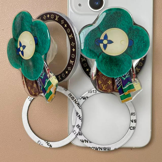 Magnet Phone Case Hand Grip - Emerald Doll