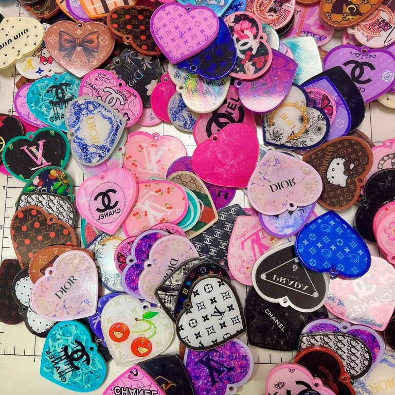 4-5cm DIY Acrylics-mix brands(drilled)100 g/bag