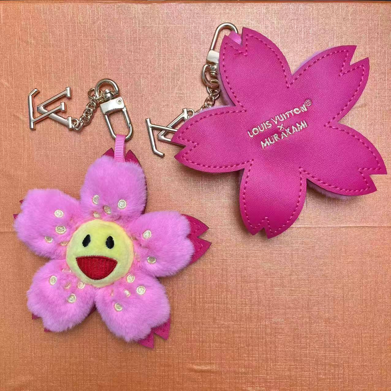 Lulu sakura keychain*1 pc