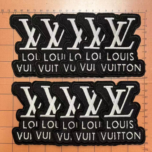 Iron-on Patches- blk Lulu logo and name*10 pcs