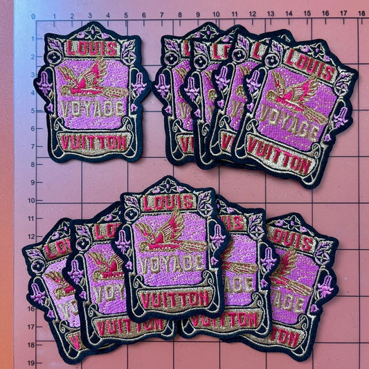 Iron-on Patches- pink shield*10 pcs