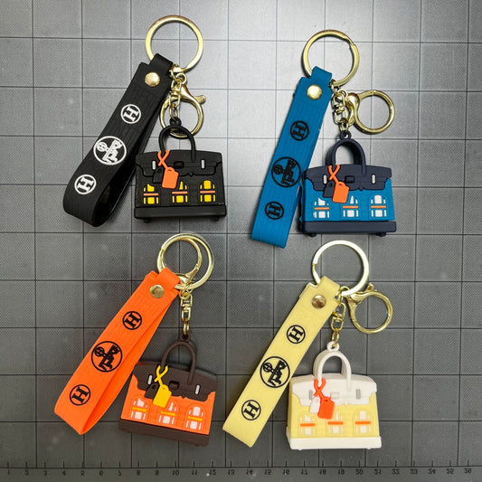 Silicone H house keychains