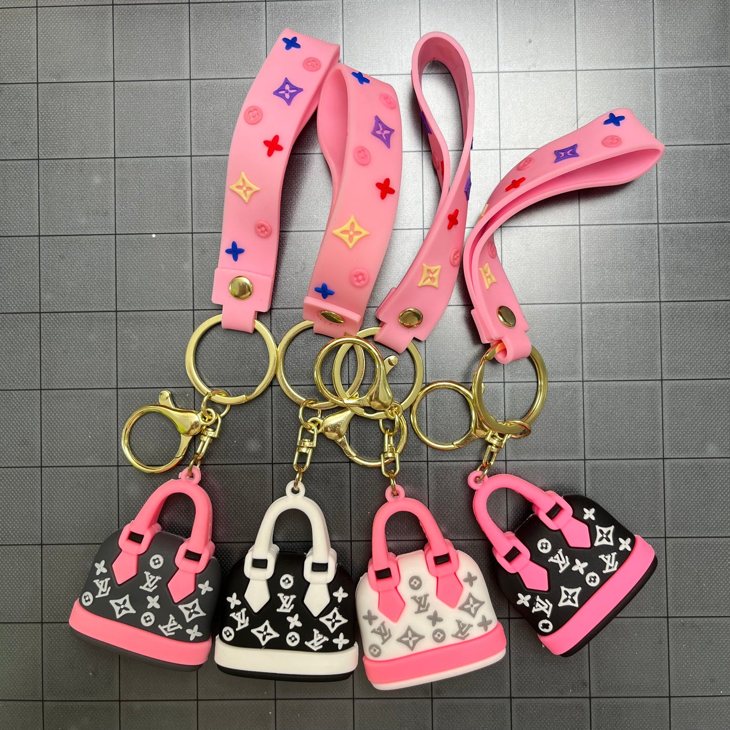 Silicone Keychain Set- pink Lulu purses*4 pcs