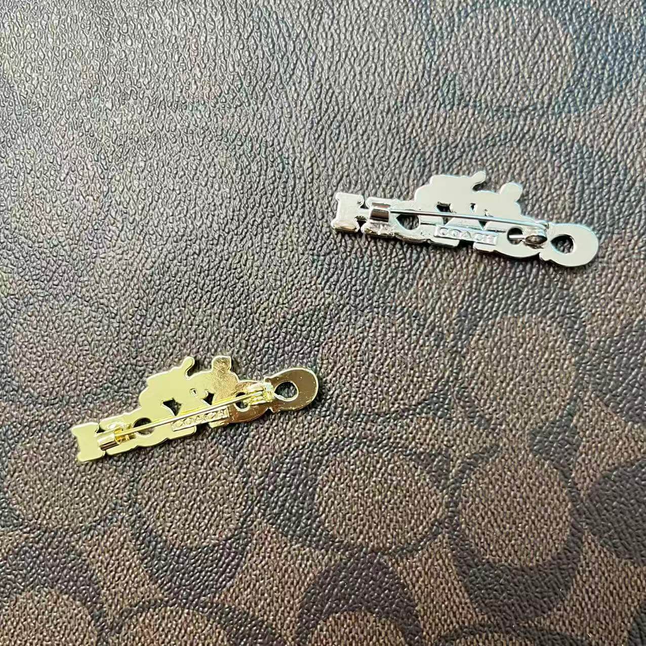 Coa Silver&Golden Alloy Brooch Pin Set*2 pcs