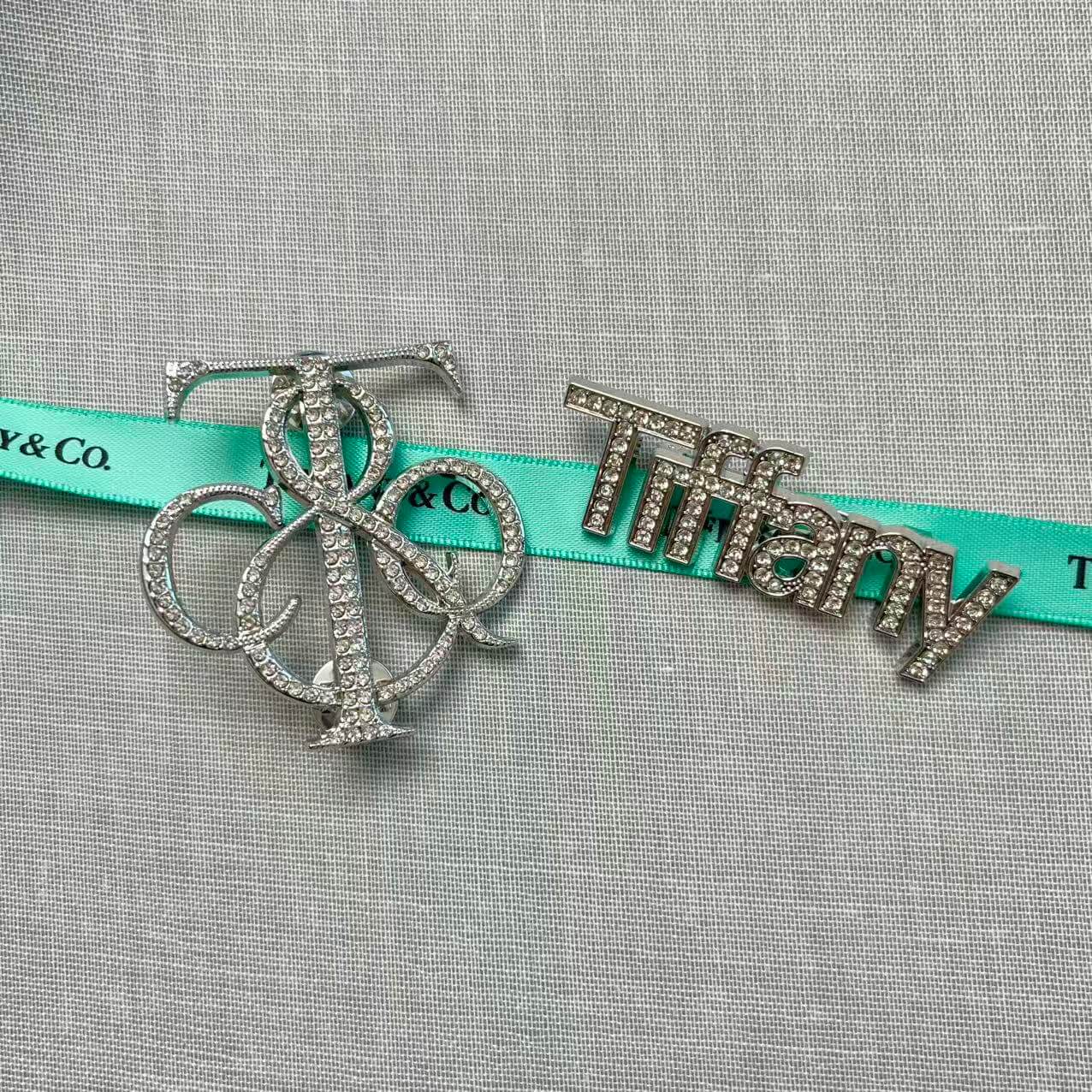 TiffCo Silver Alloy Brooch Pin Set*2 pcs