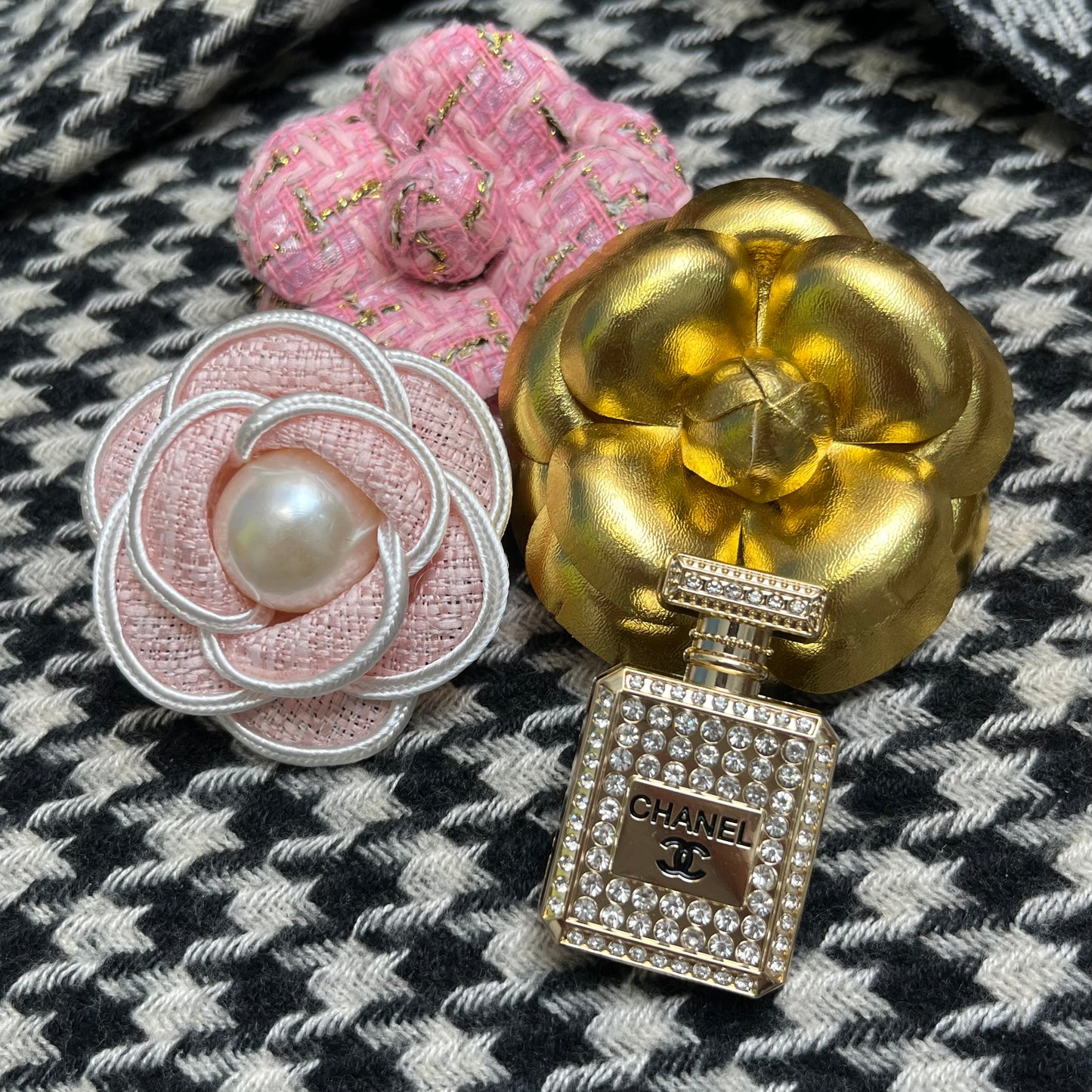 CC Brooches Combo- pink