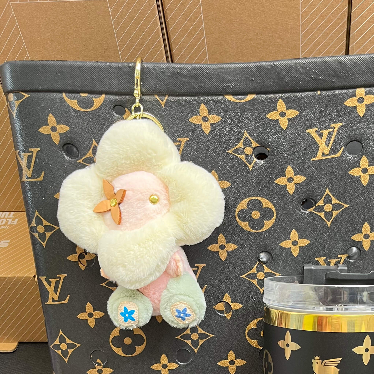 VVN Plushie Keychain*pink/cream